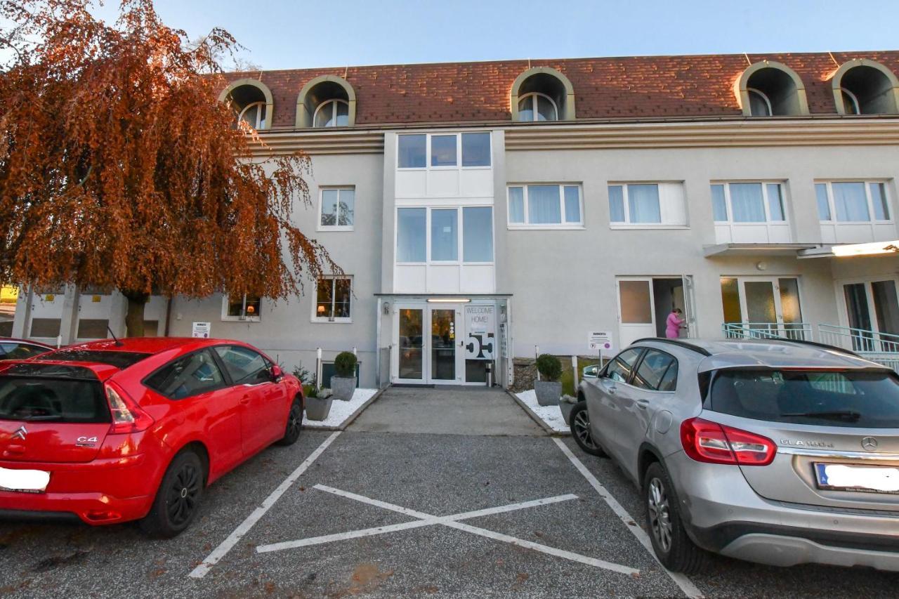 Motel55 RoomRent55 Villach Buitenkant foto