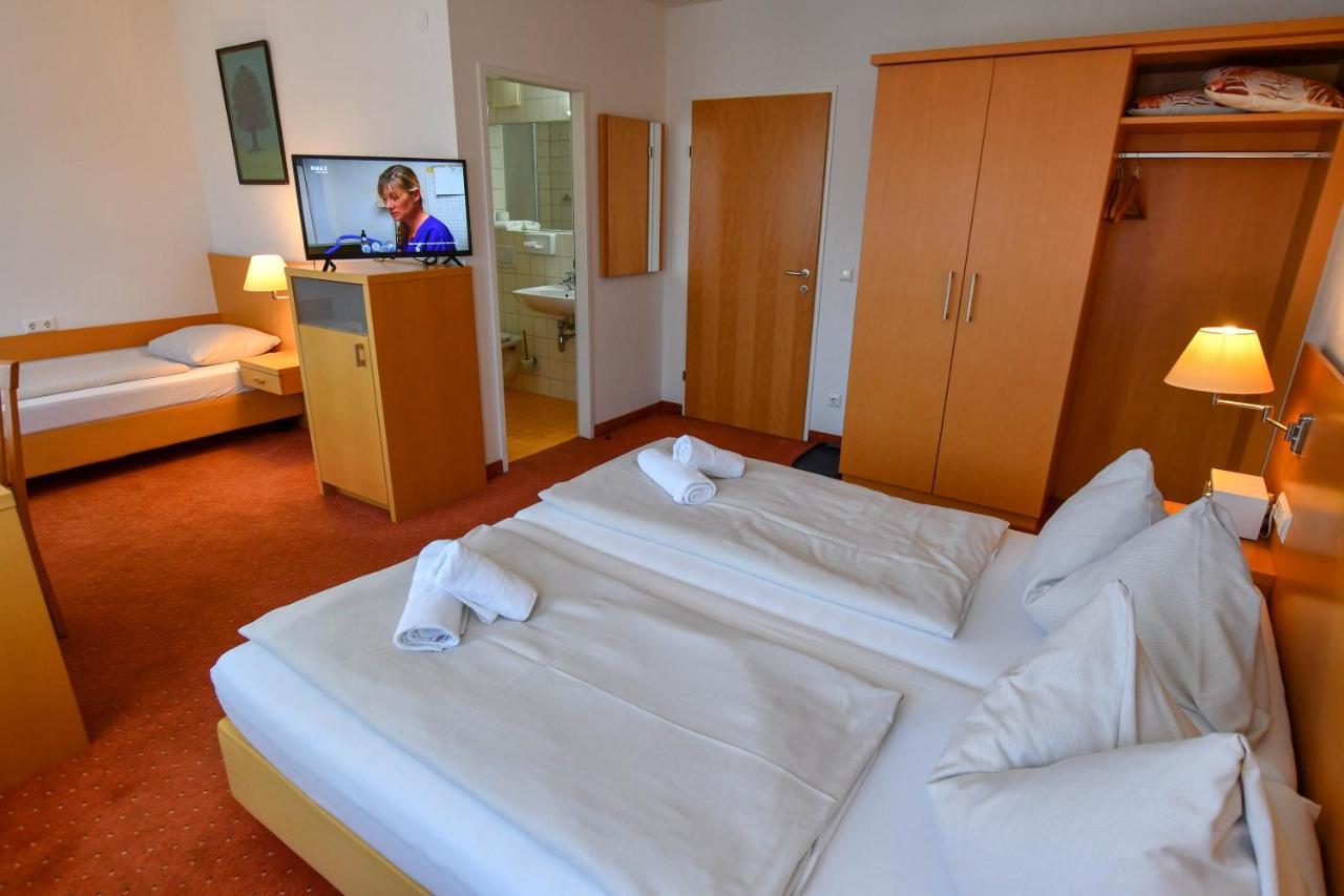 Motel55 RoomRent55 Villach Buitenkant foto