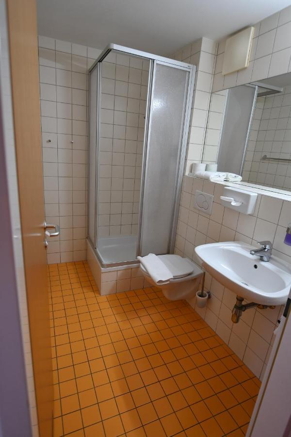 Motel55 RoomRent55 Villach Buitenkant foto